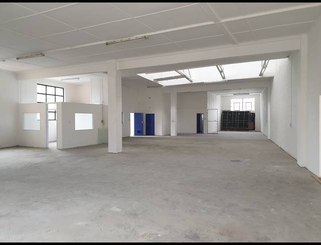 448M² WAREHOUSE TO LET IN OBSERVATORY